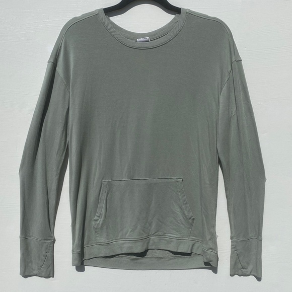 all in motion Tops - 3 In A BUNDLE -All In Motion- Long Sleeve Pullover Sweatshirt | Lightweight |